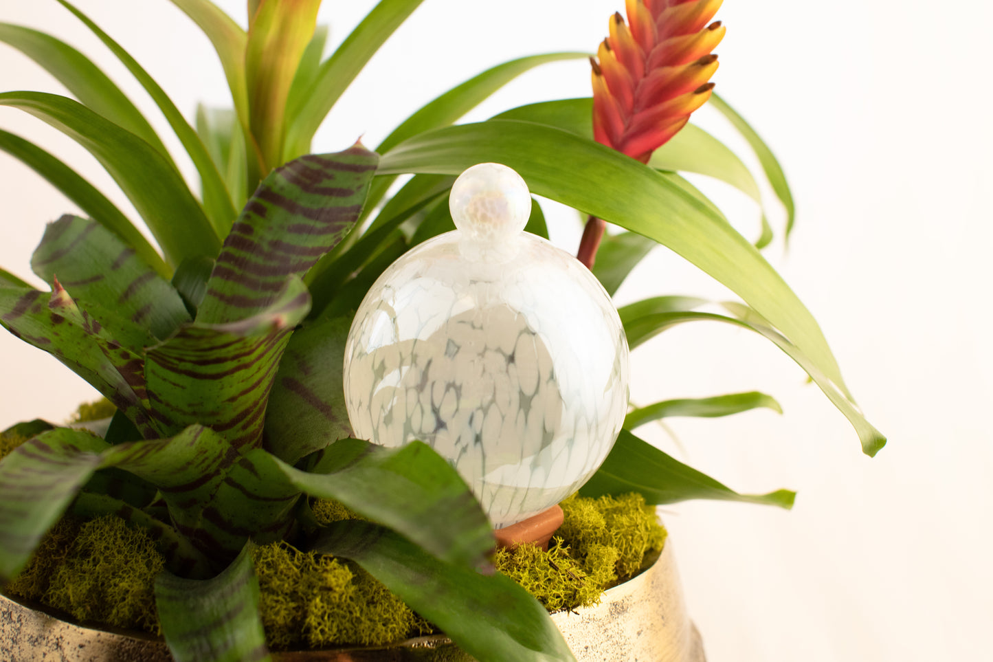 9CM CLOUD IRIDESCENT waterfall globe