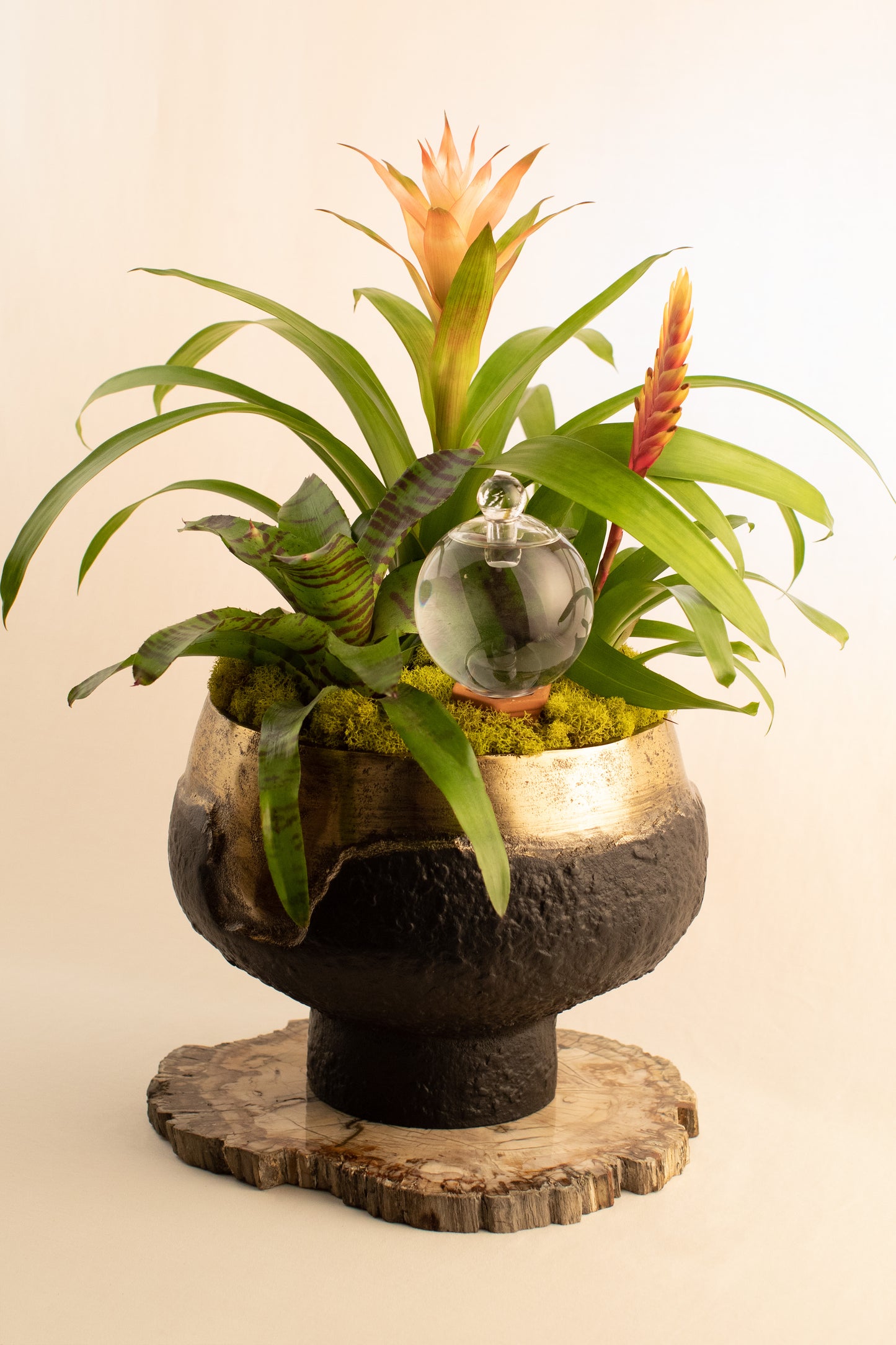 9CM CRYSTAL waterfall globe